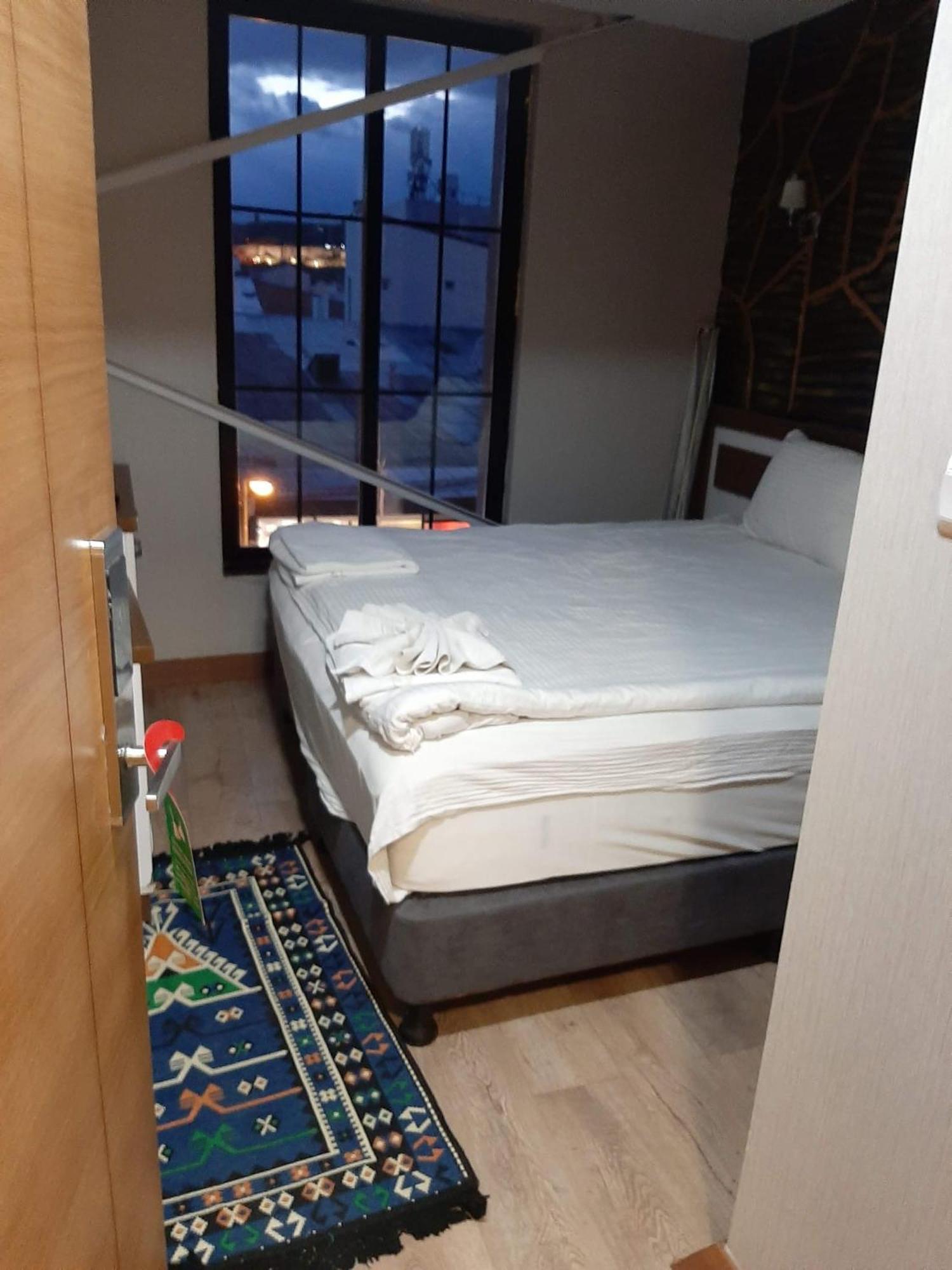 Hotel Kafkasya Kars Esterno foto