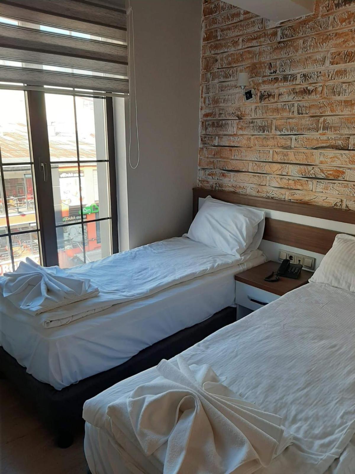 Hotel Kafkasya Kars Esterno foto